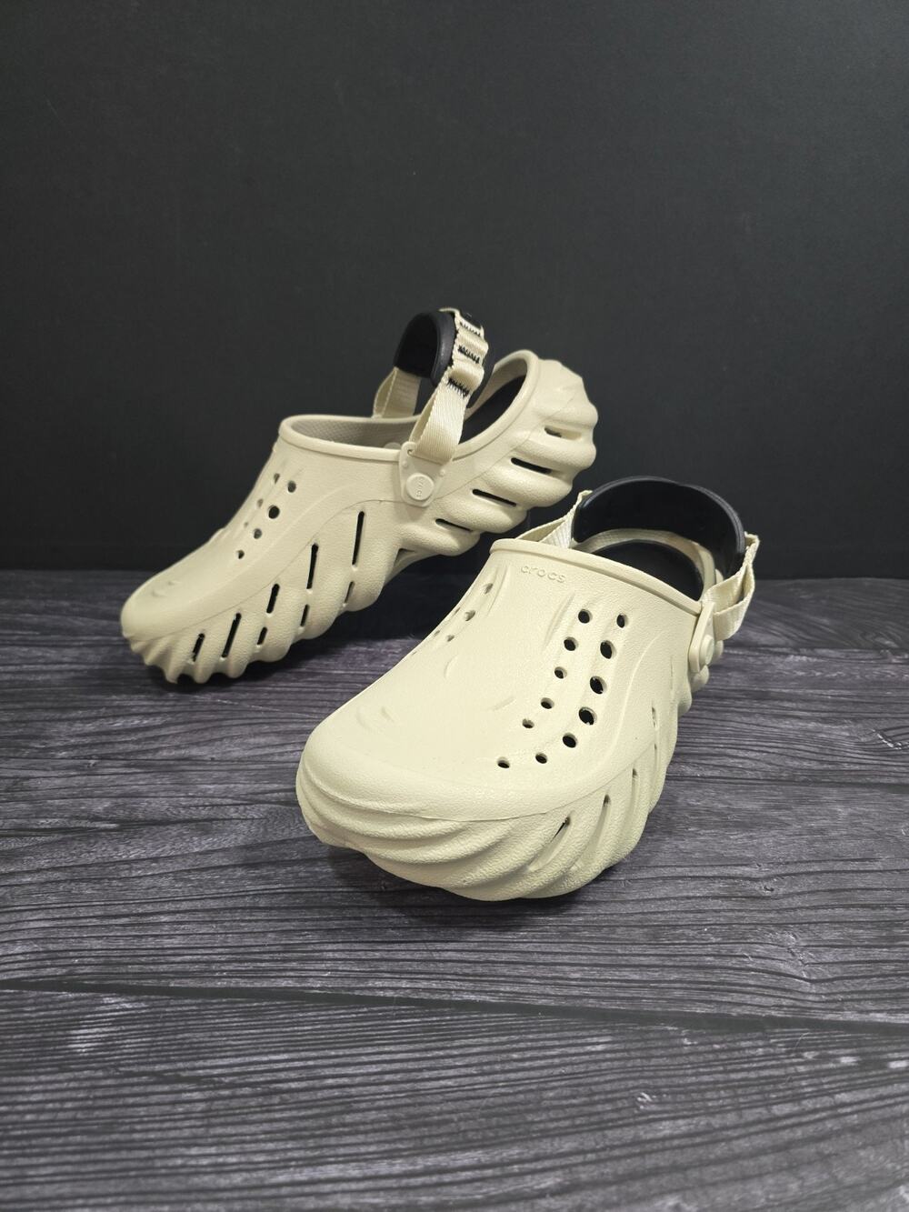 Crocs Echo Clog Bone Black Mens Size 7 Womens 9 Slip On Comfort Sandals 207937